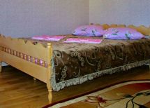 Львівська область, Сколівський район, смт. Славсько, вул. О.Степанівни, 27 
(500 м. від центру і вокзалу). Фото  2