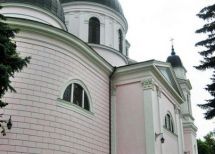 Черновицкая область, город Черновцы, ул. Главная, 85
. Фото  2