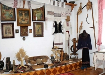 Львовская область, Яворовский район, село Синьков, школа. Фото  2