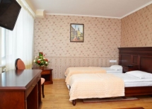 Lviv region., Lviv, Chornovil Avenue, 7. Photo  4